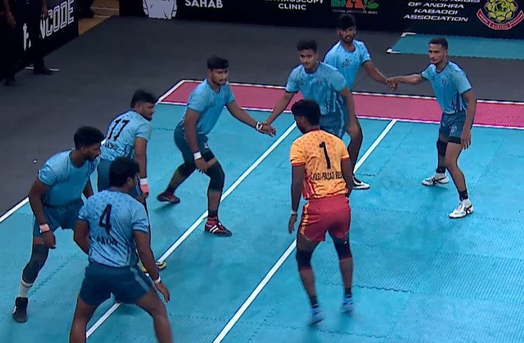 Vizianagaram Ninjas 50-49 Tirupati Raiders | Match 40