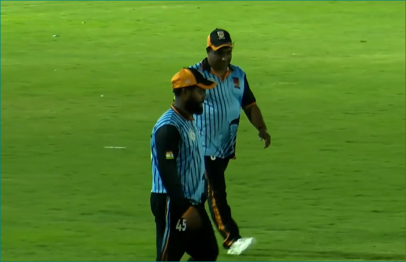 Sadique Kassim's 3 for 8 | Match 7 