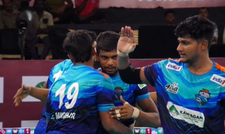 Pelleti Brahmareddy's Kabaddi ka kamaal performance
