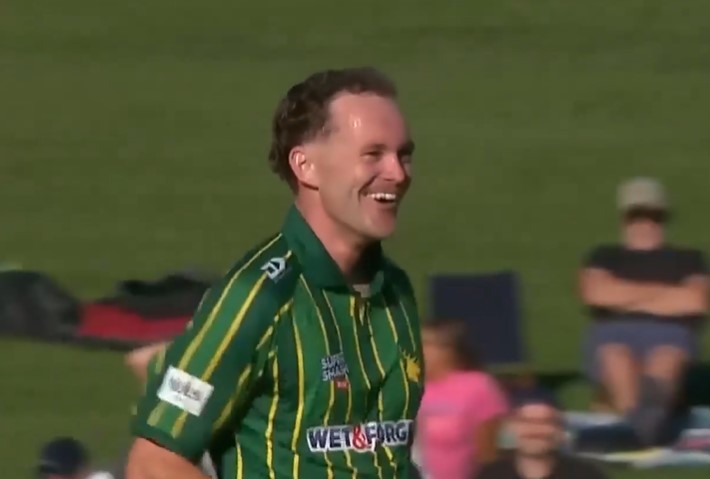 Joey Field's 3 for 25 | Match 28 