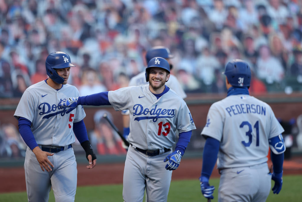 MLB: San Francisco Giants vs Los Angeles Dodgers - Highlights