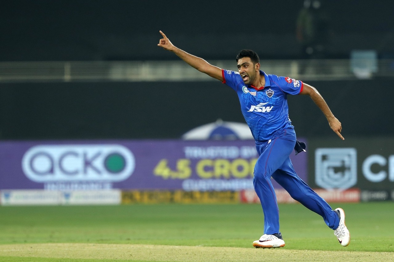 Player Battles: Ashwin vs Rashid