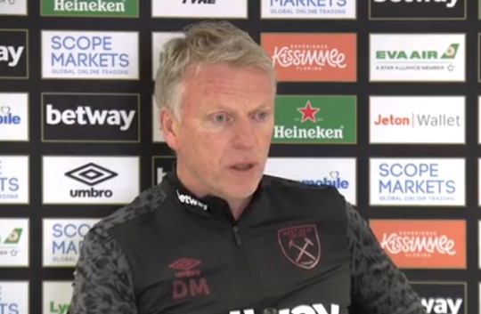 Moyes hopeful of top four finish in EPL