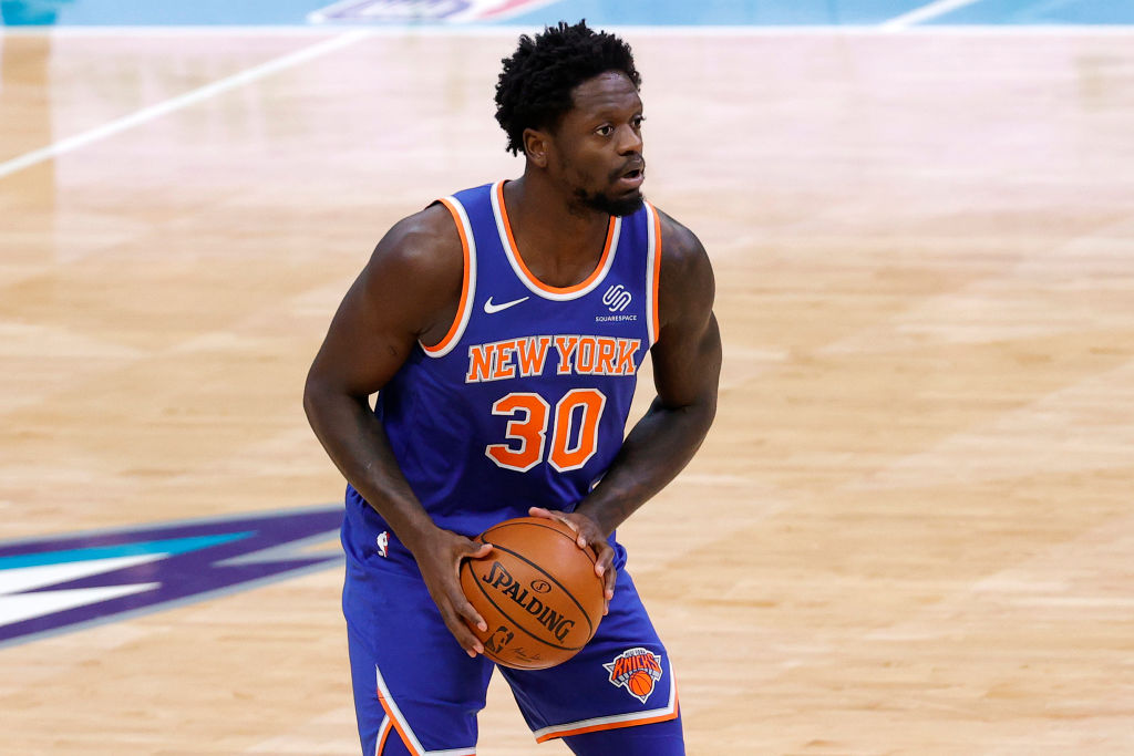 Barrett, Randle lead Knicks to an easy 119-97 win over Thunder