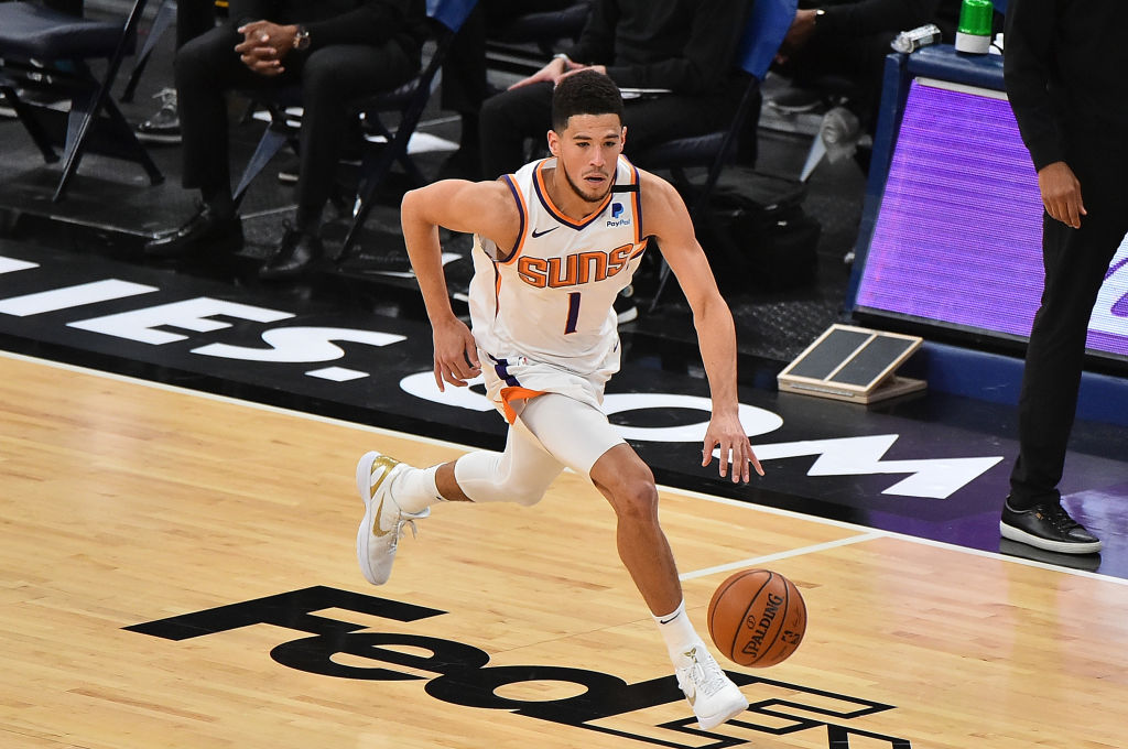 Booker leads the way as Suns outshine Hawks 117-110