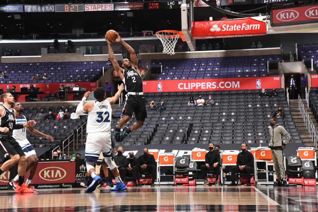 Clippers hit 21 threes to crush Timberwolves 124-105