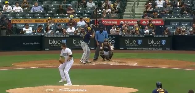 MLB: MLB: San Diego Padres vs Milwaukee Brewers - Highlights