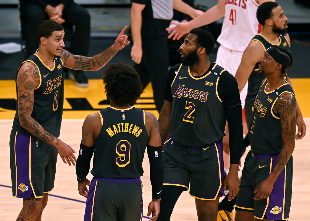 Kuzma's late basket gives Lakers third straight win