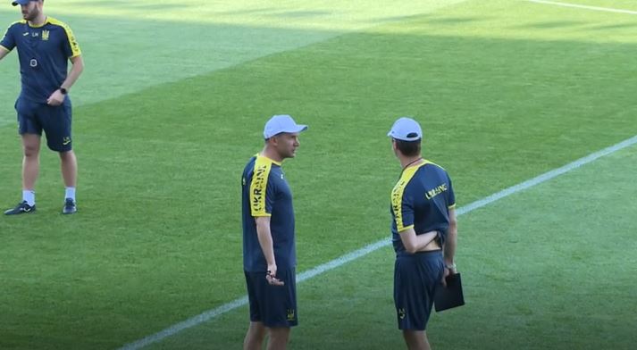 Ukraine train ahead of Round of 16 clash with Sweden