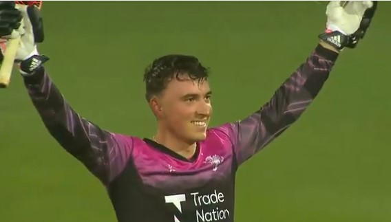 107* off 51! Banton batters Kent all over