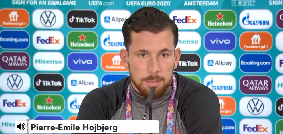 'Bale is a leader who loves to play for Wales' - Hojbjerg