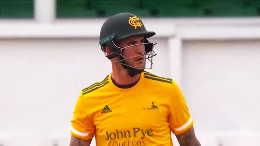 Alex Hales blasts 31 off 18 deliveries