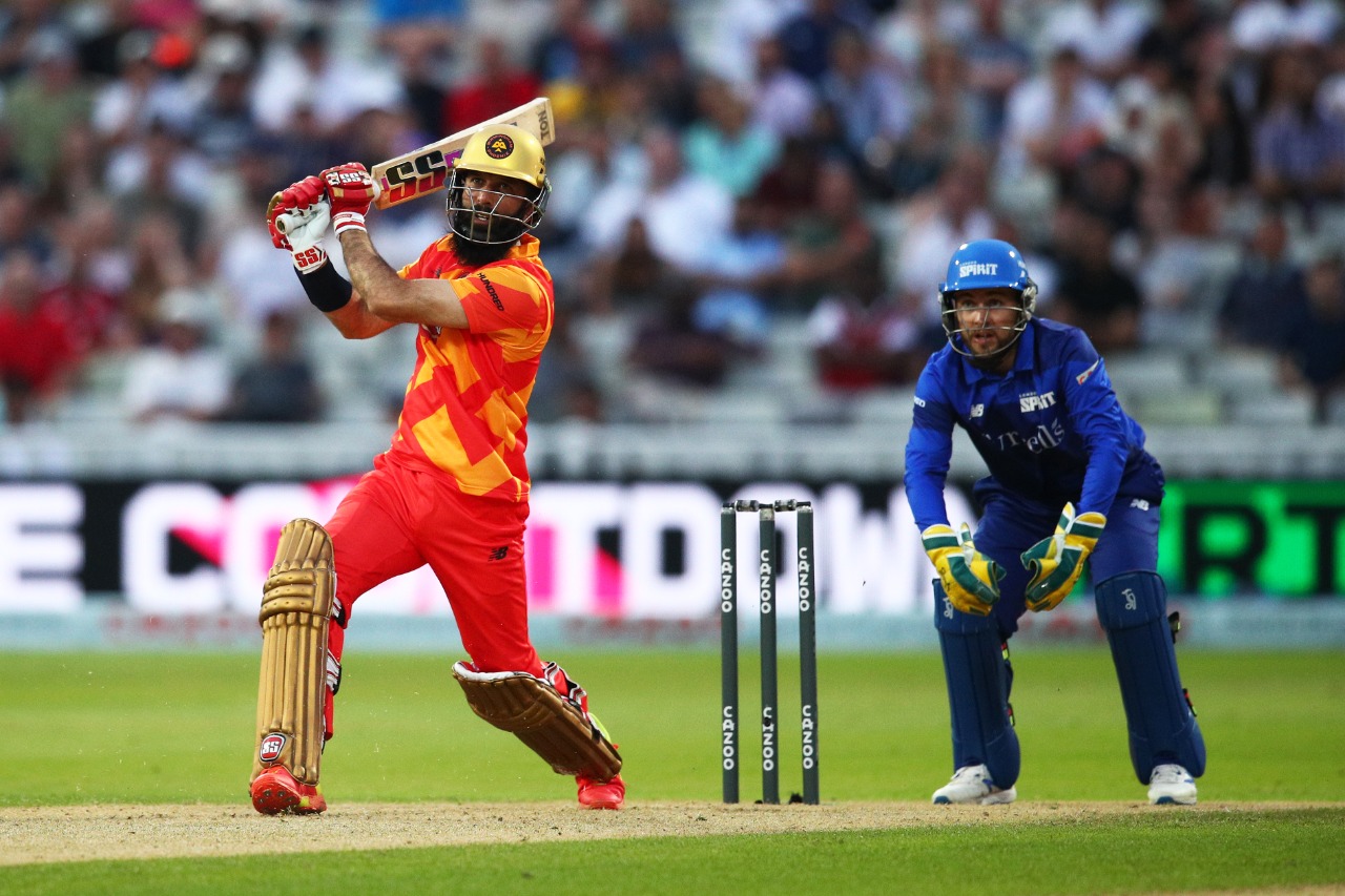 Moeen Ali hits vital 40 from 30 balls