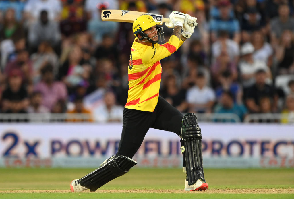 Monumental! Hales' winning six vs Superchargers