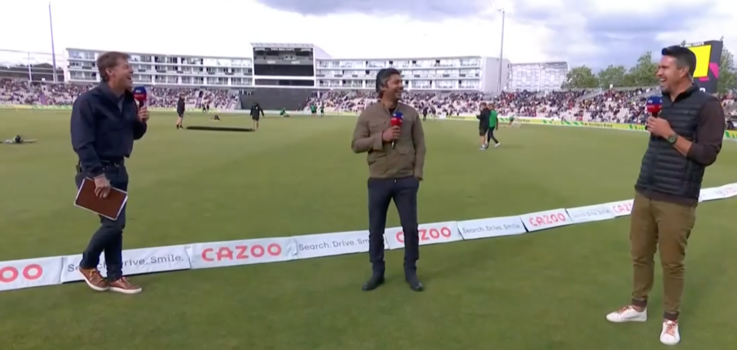 Hilarious! Sanga takes an XXL dig at Mahela