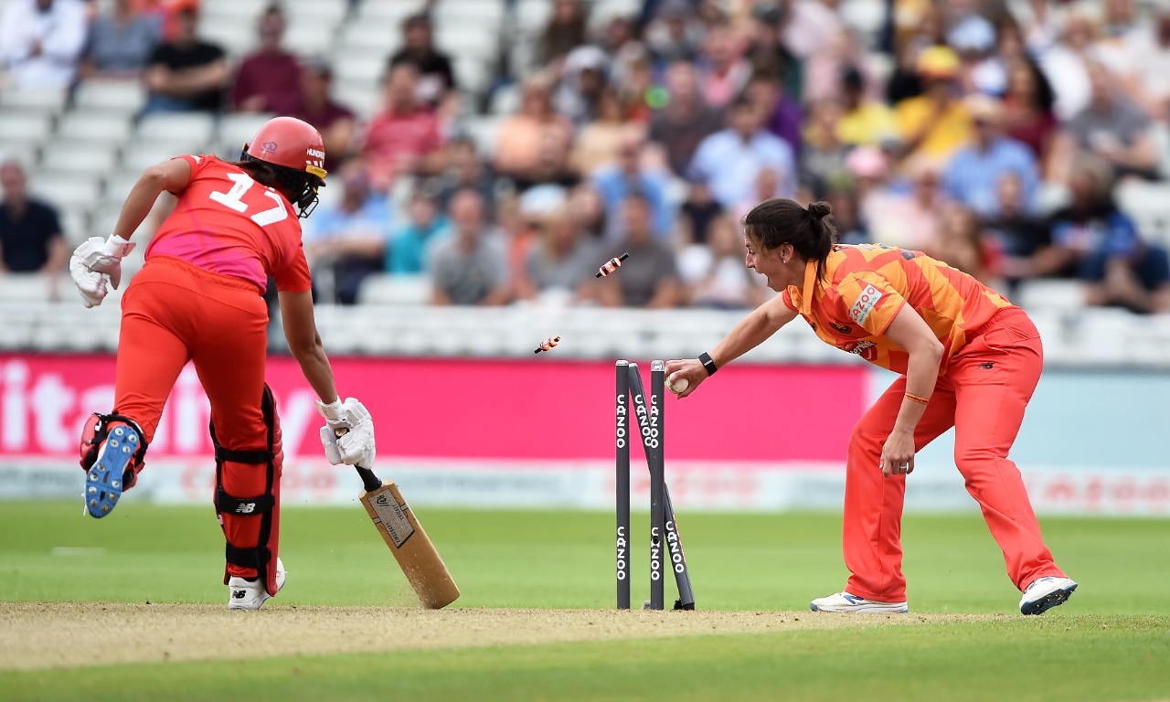 COLLAPSE! Welsh Fire lose 8 wickets for just 45 runs