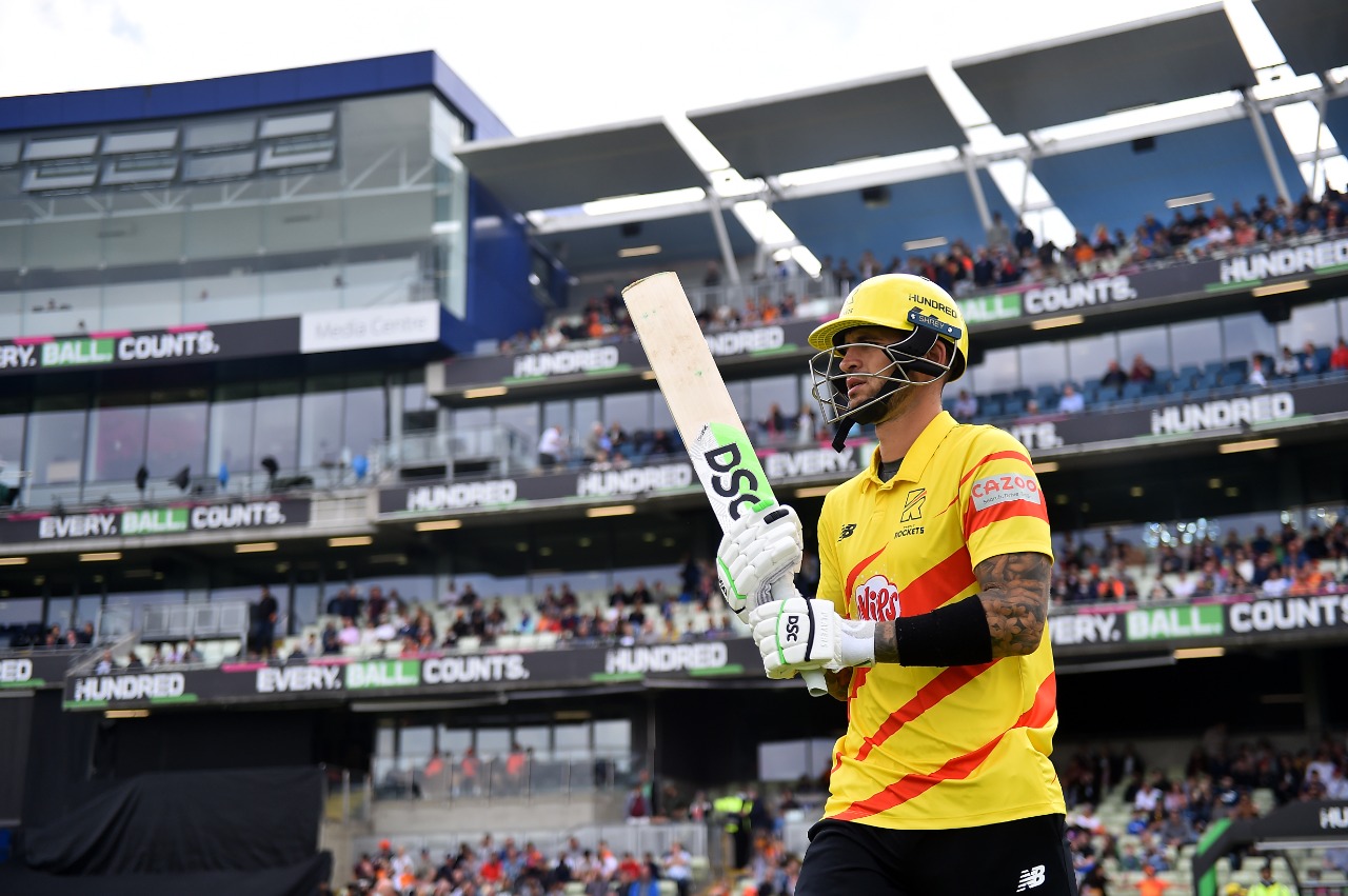 4 . 4 6 4! Hales gets Rockets off to a quick start again