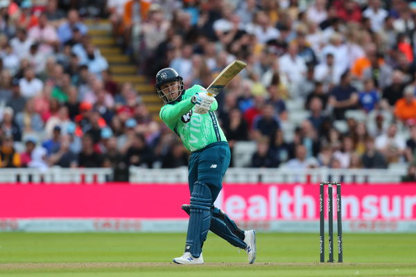56 off 29, Roy smashes the Rockets!