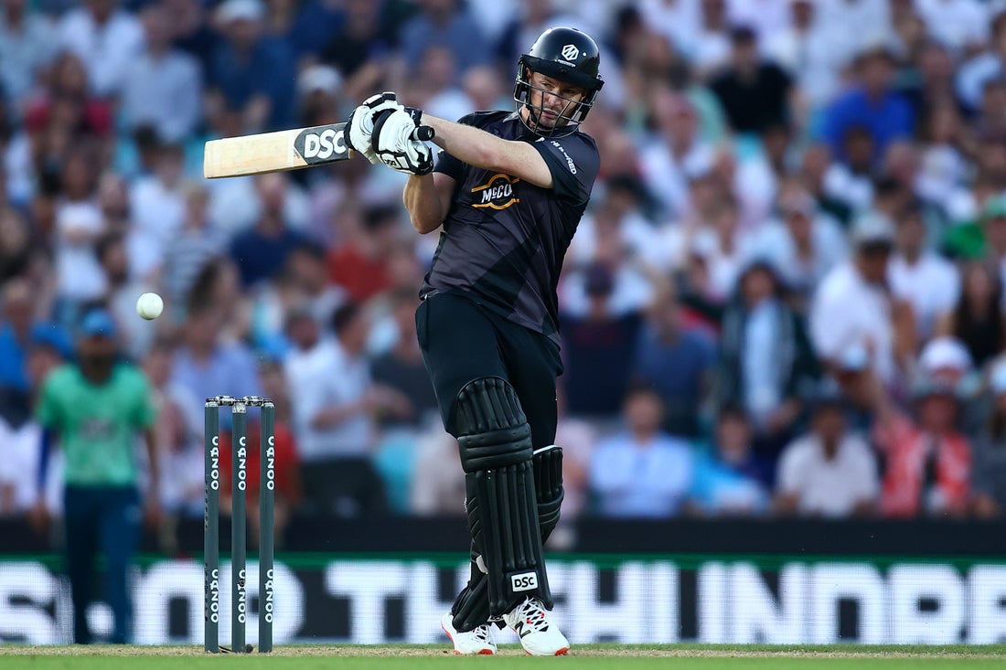 Colin Munro sizzles before rain calls off the match