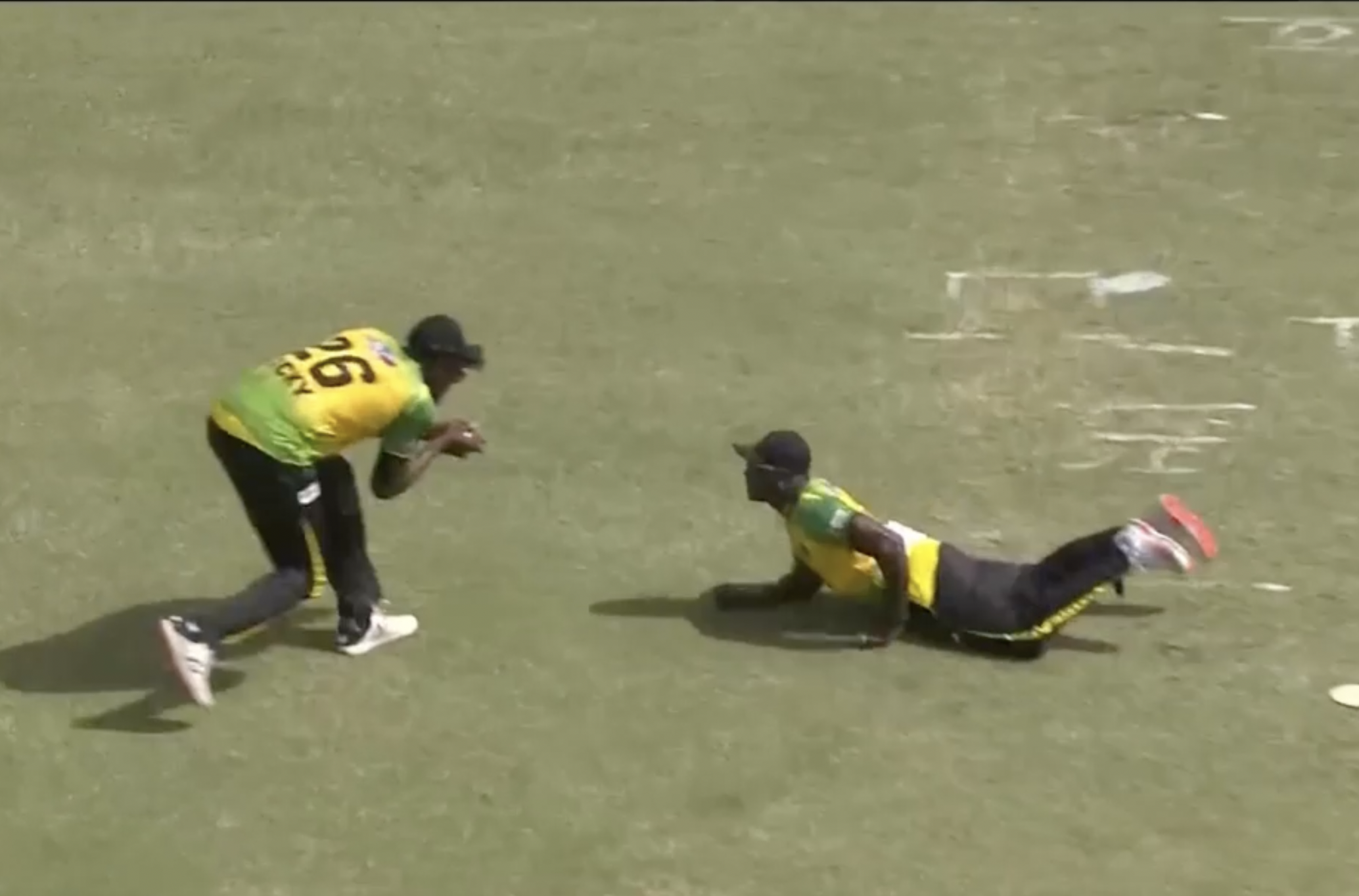 No Way! Powell-Brathwaite with a freakish relay catch