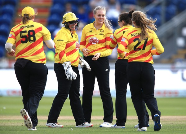 Sciver and Heather Graham star in Rockets' win
