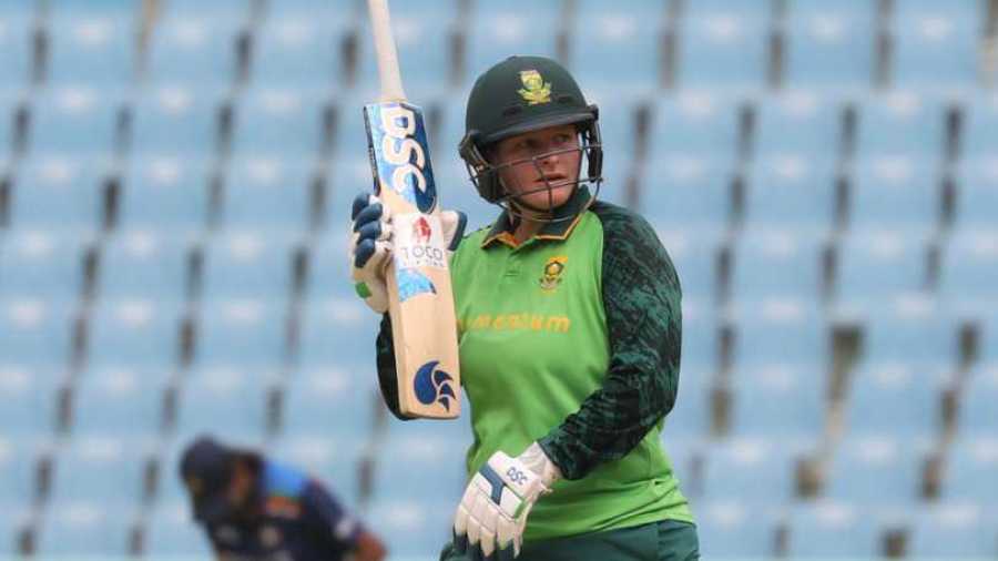 Lizelle Lee's 91* drives SA-W to a easy win