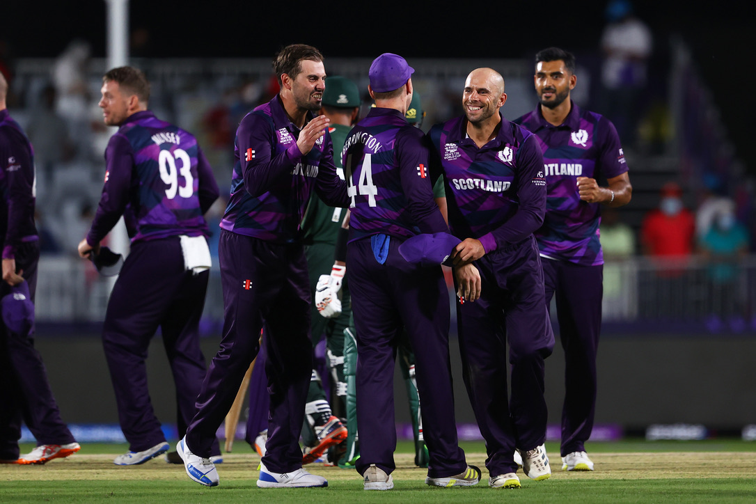 Berrington, Davey guide SCO to 17-run win over PNG