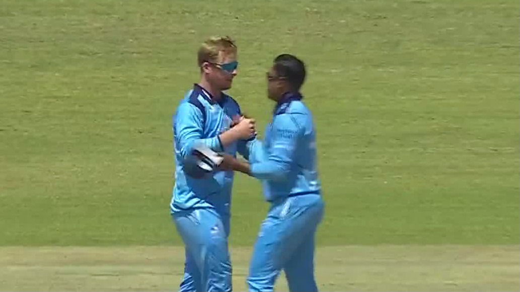 Ferreira, Phangiso guide Titans into Semis