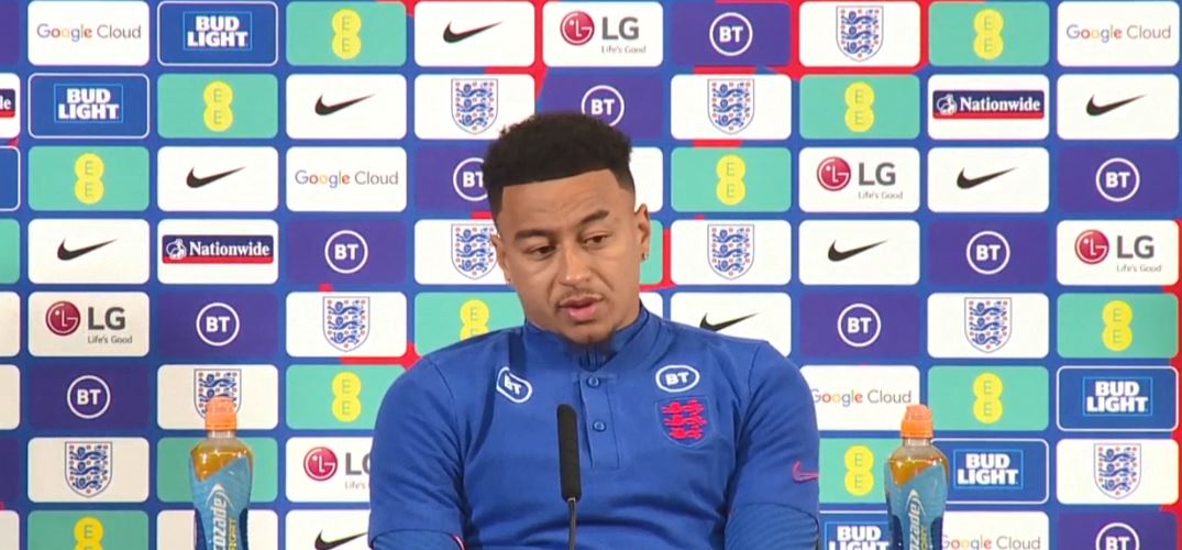 Lingard heaps praise on Ronaldo