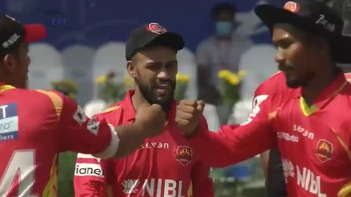 Patriots beat Warriors in high-scoring affair