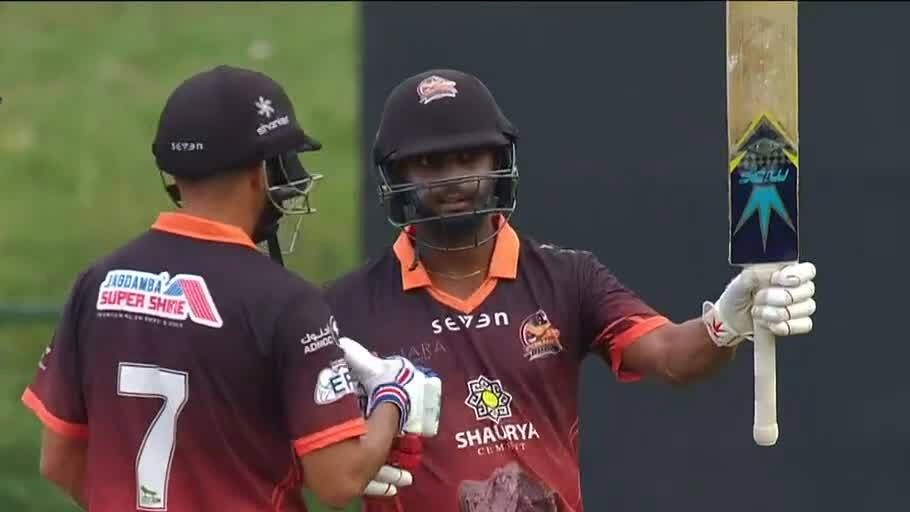 Gunaratne helps Rhinos chase down 173 in 17.4 overs