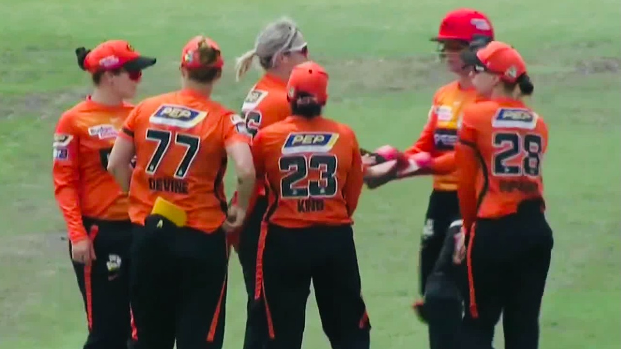 Scorchers overpower Stars with a 10 wicket win