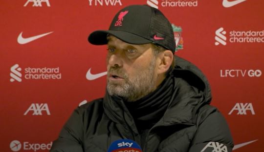 Klopp frustrated with consistent fouling on Mane