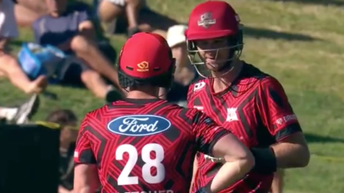 Canterbury chase down 218 in 17.2 overs