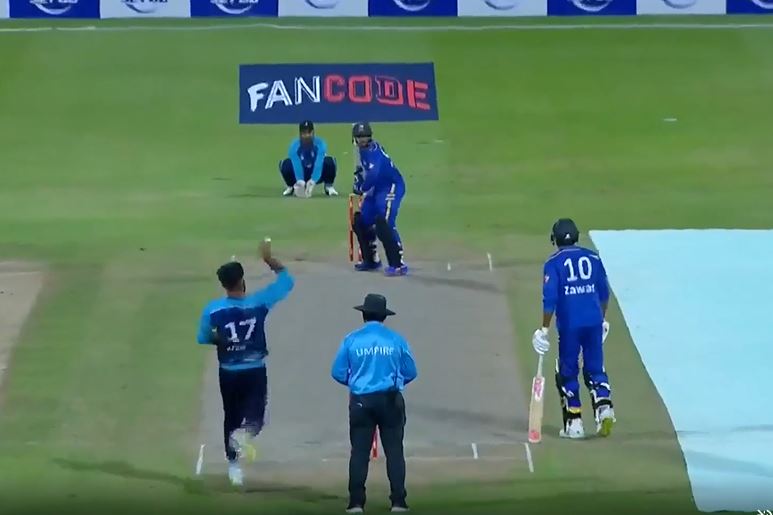 Emirates Blues beat Dubai in last-over thriller