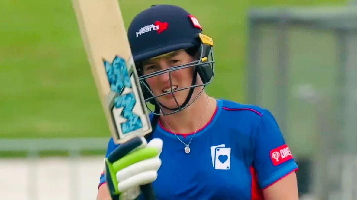 Huddlestone's 54 wins it for AH-W