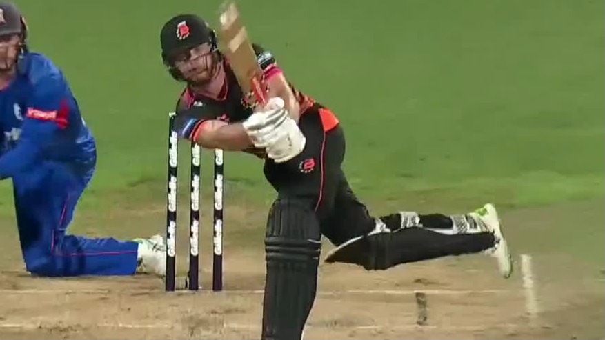 6 4 6! Carter finishes off in style