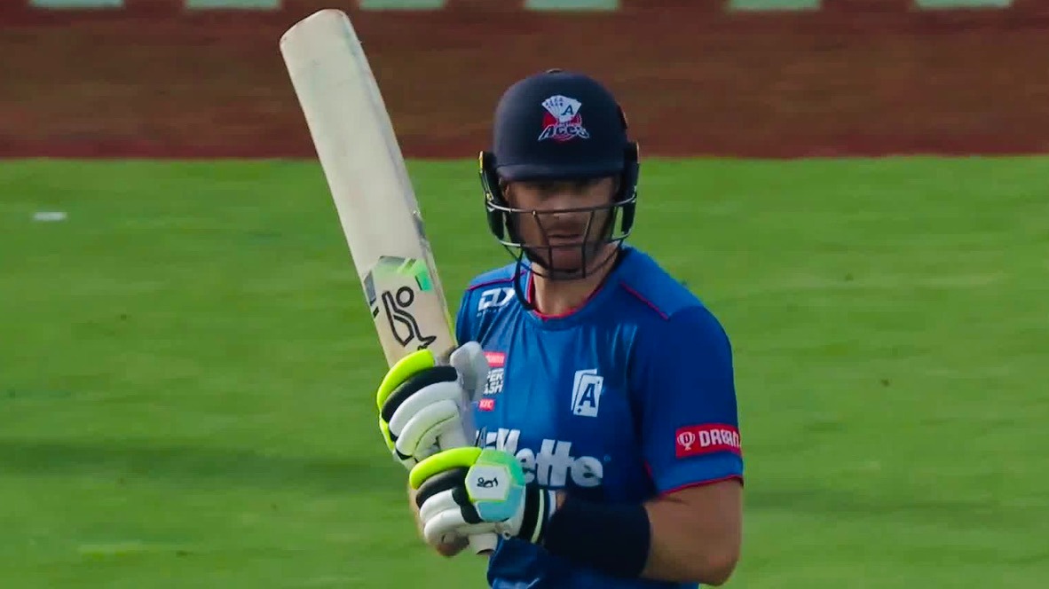 31-ball 47! Guptill's swashbuckling start