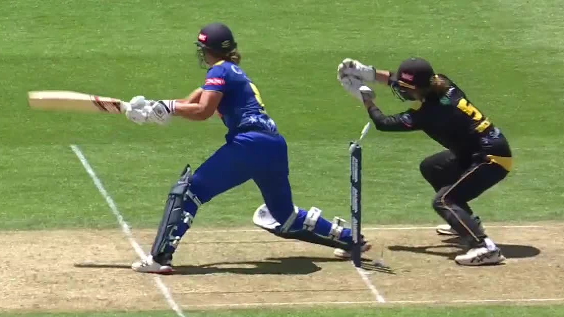 HIT-WICKET! Suzie Bates can't believe it