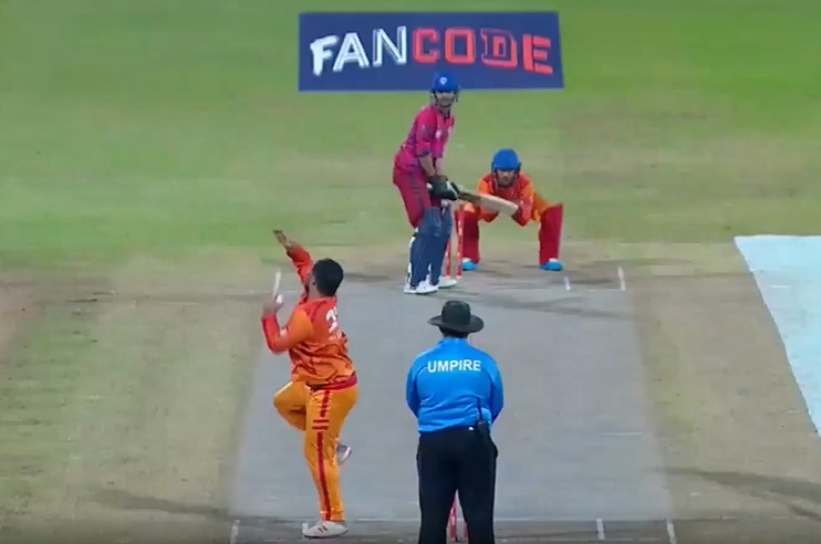 Abu Dhabi cruise to easy win over Sharjah