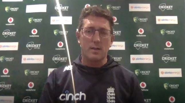 England coach Lewis rues losing early advantage