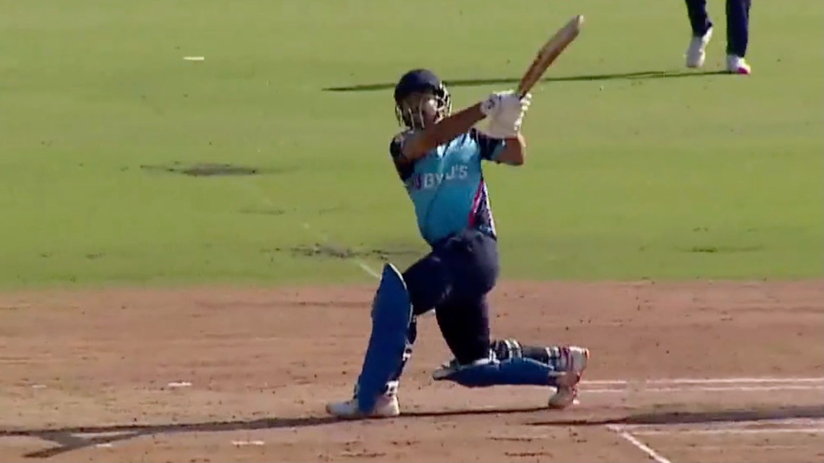 SIX-FEST! 13 Sixes that won it for Gladiators