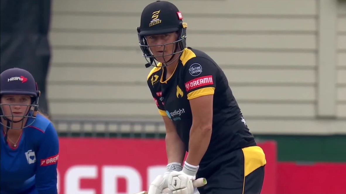 S Devine helps Blaze cruise past Hearts