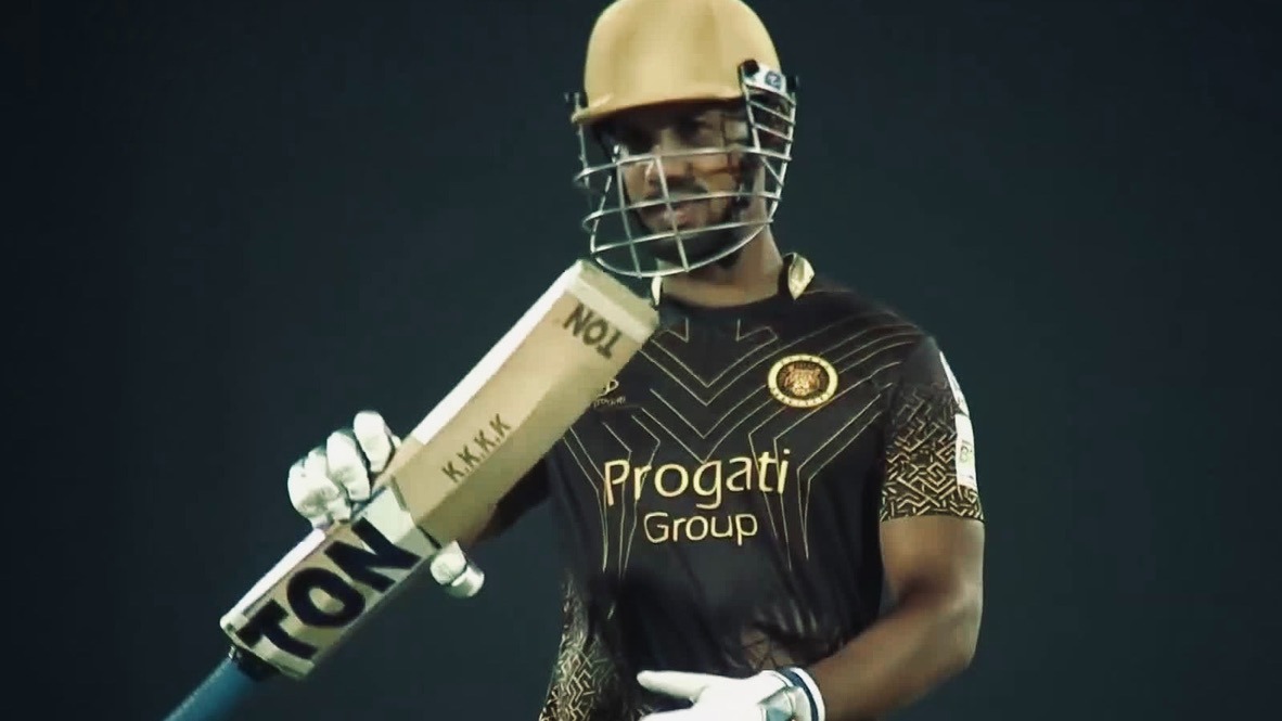 HUNDRED! Simmons' 116 lights up BBPL