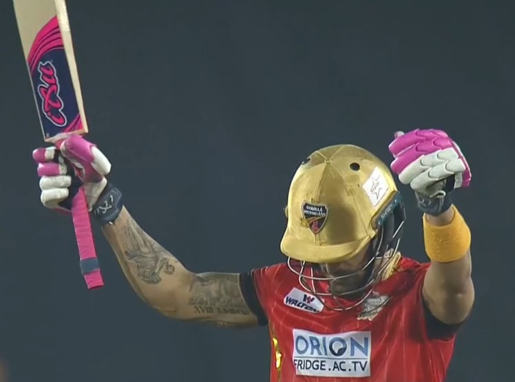 Faf smashes 101 on IPL pay-day