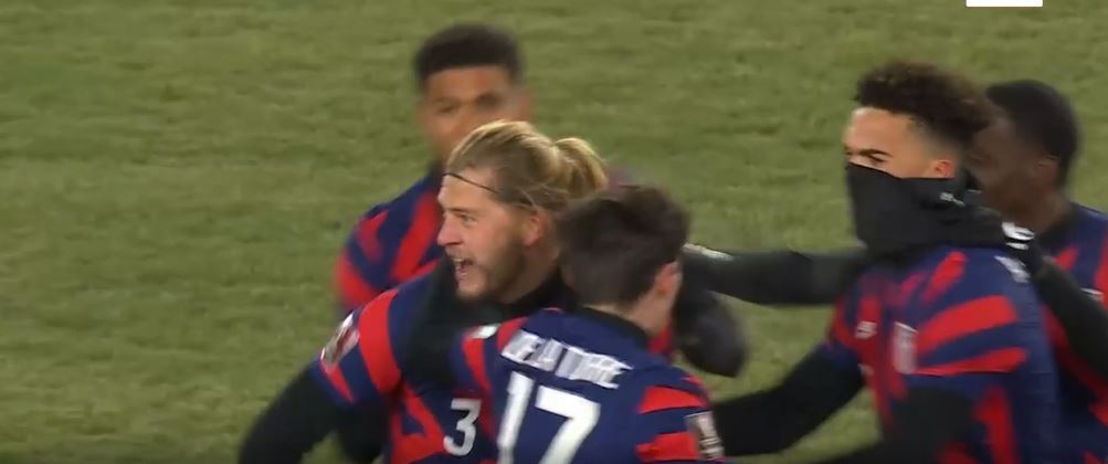 USA beat Honduras in dominant 3-0 win