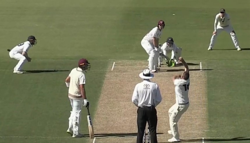 Harris, Handscomb shine on Day-2 to put VCT in good position