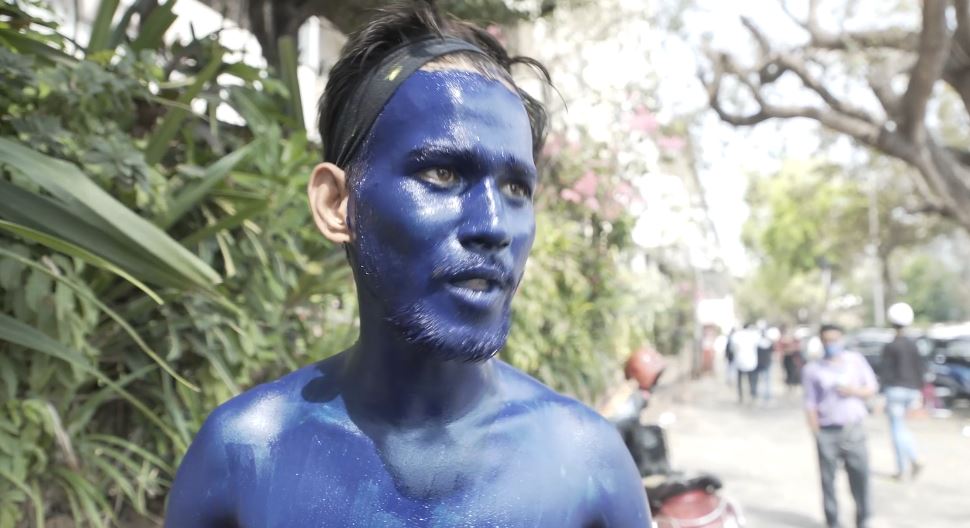 Rohit's fan painted himself to show support for MI