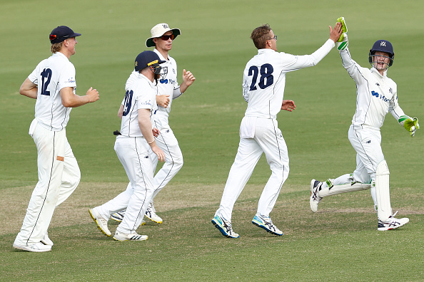 Victoria's late strike leaves the game evenly poised on Day 3