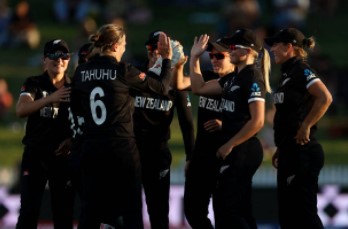 Satterthwaite, Kerr steer NZ to 62-run win over IND